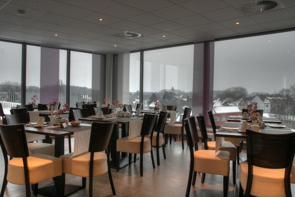 Dornberg-Hotel Vechelde Bagian luar foto